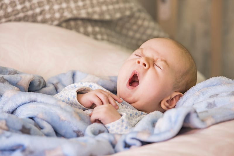 Por qué los bebés se resisten a dormir